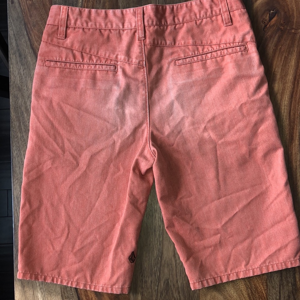 Shorts - Picture 3 of 5